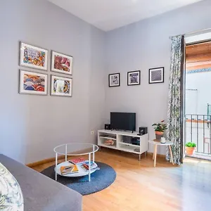 apartamento-deluxe-terrace-alameda.es-andalucia.com/