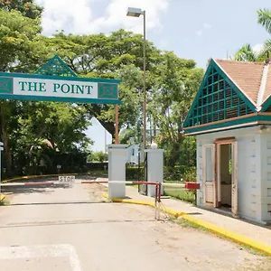the-point.comcaribbean.com/